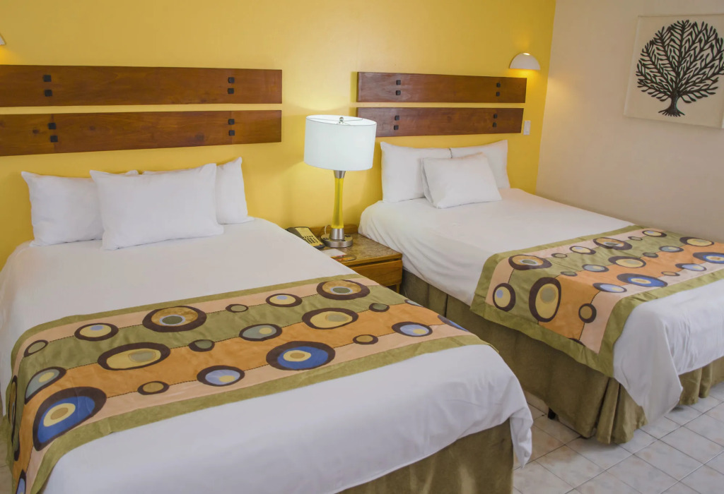 Le Plaza Hotel by null