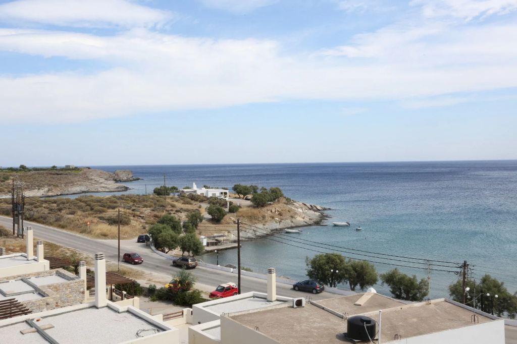 Beach & Waterfront
