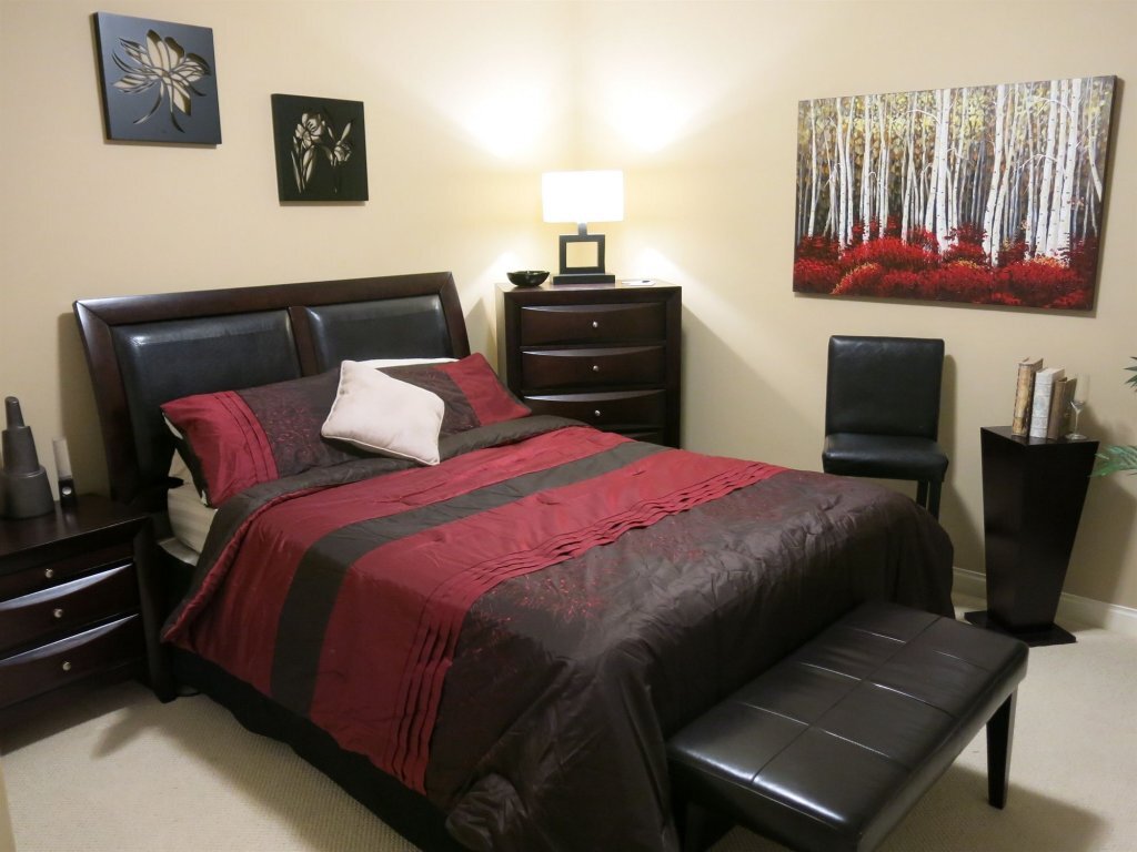 gallery_image_hidden_4