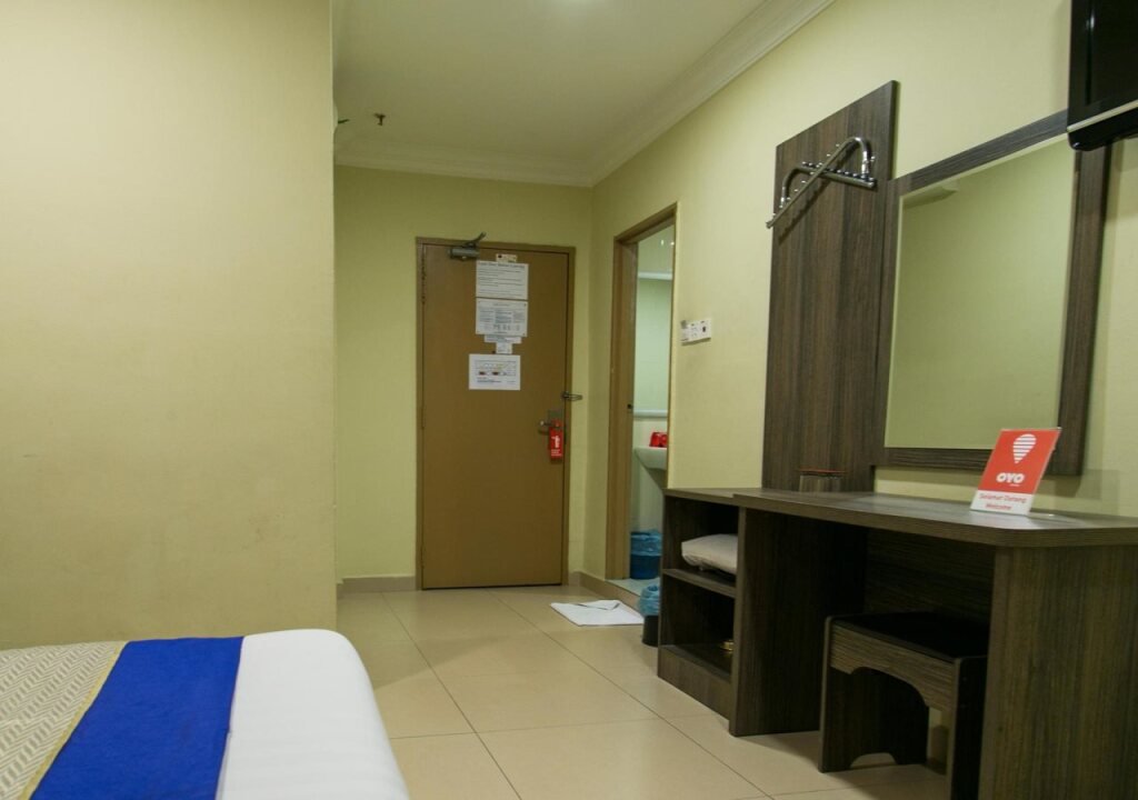 gallery_image_hidden_12