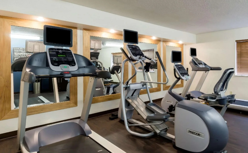 Clarion Hotel Seekonk - Providence - Général