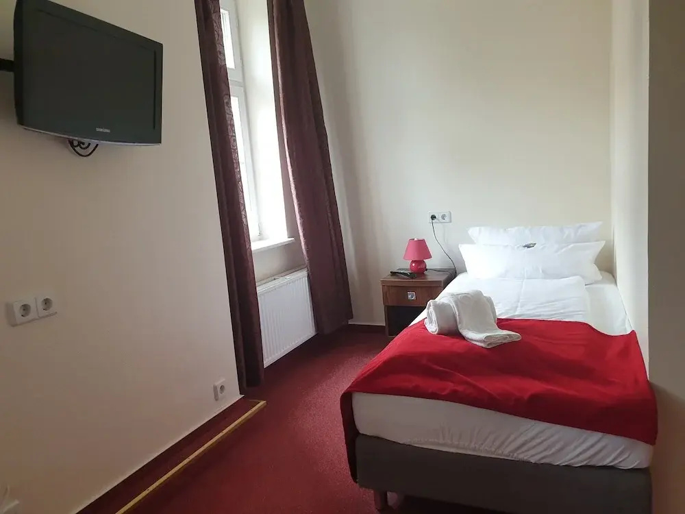 Hotel Zur Alten Oder Frankfurt - Chambres