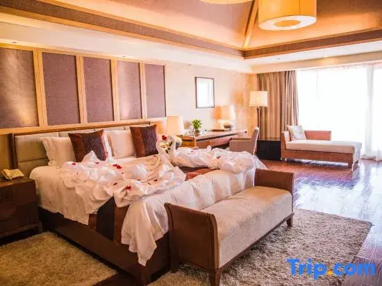 Suite with ocean view