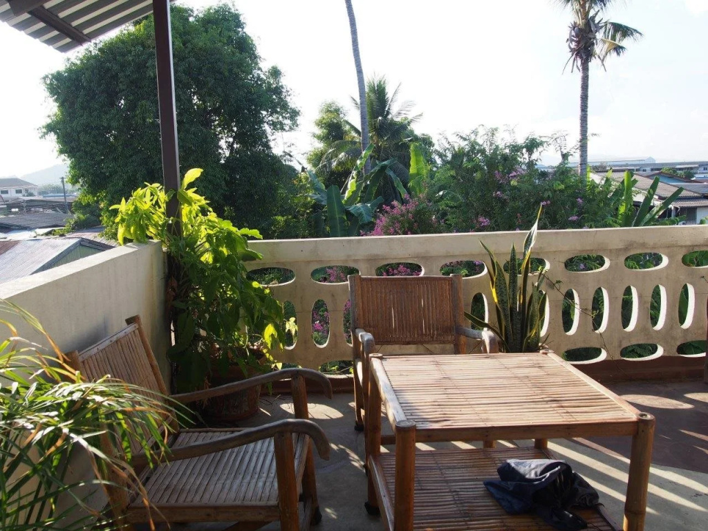 Balcony & Terrace