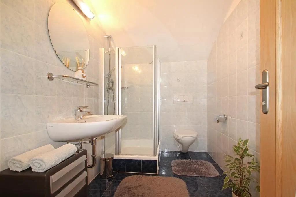 1 Bedroom Apartment with balcony