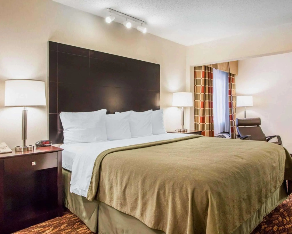 Quality Inn - фото 33