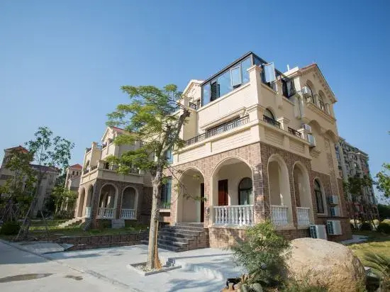 Huaxia Hotel