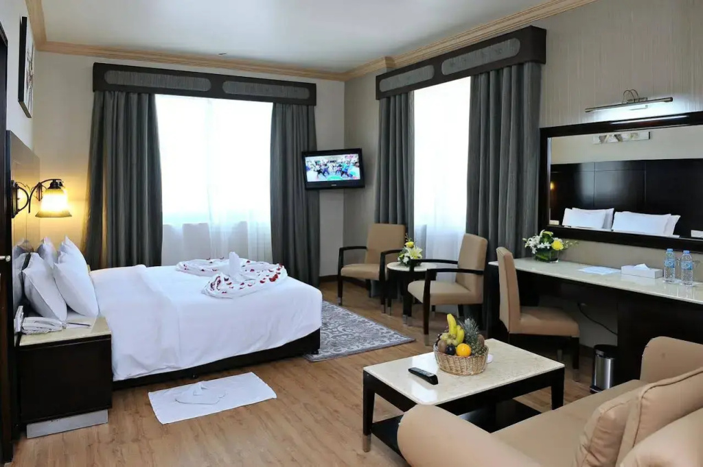 Signature Inn Deira - Free Parking 44