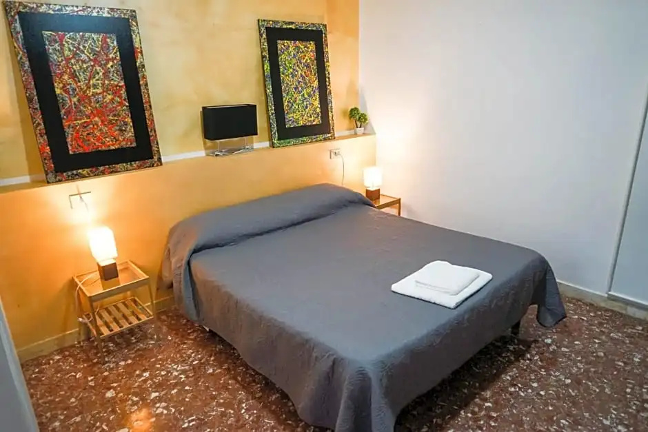 Standard Double room (full double bed)