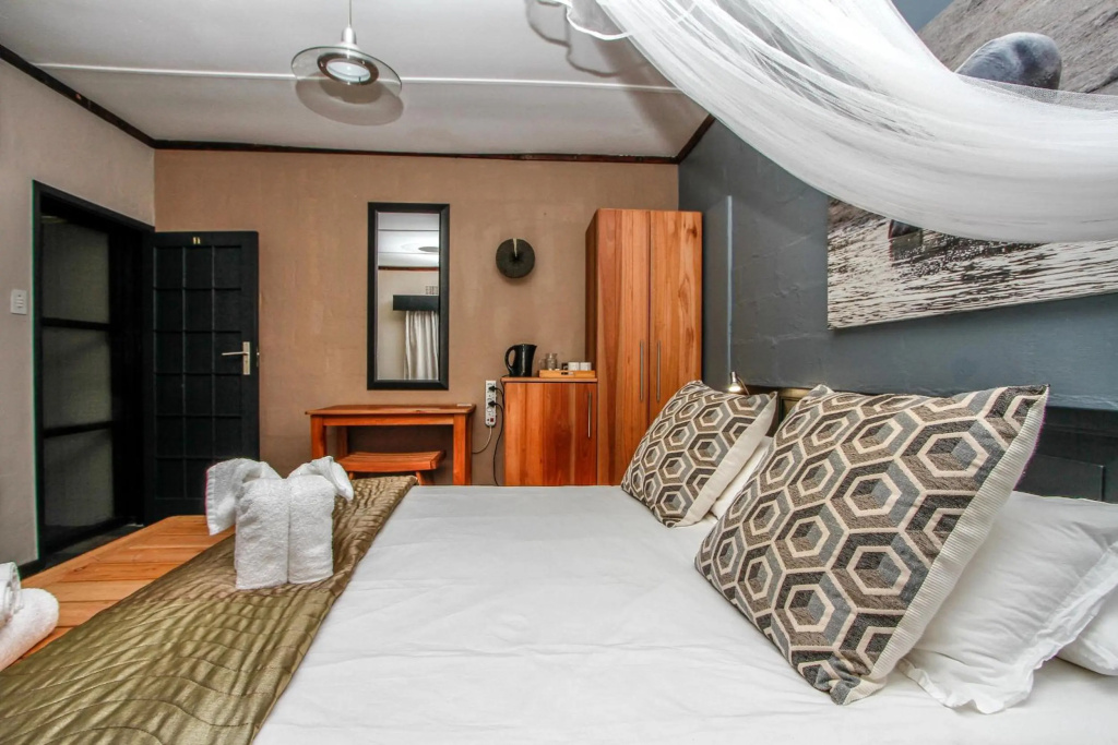 Umlilo Lodge — 2