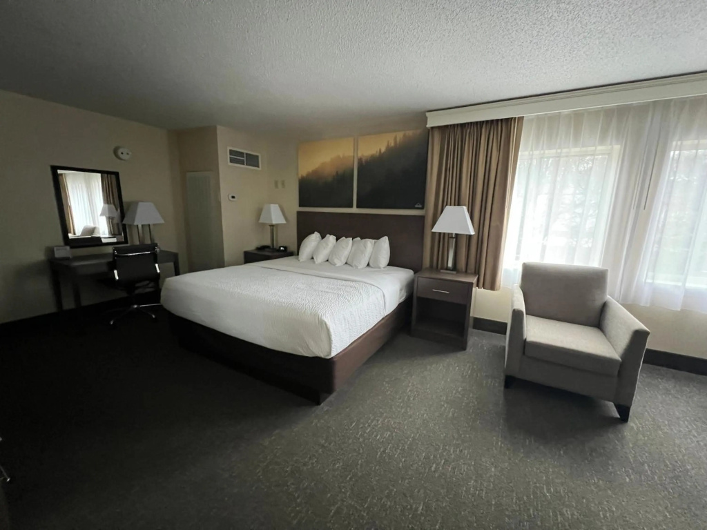 Days Inn by Wyndham Penn State — 4