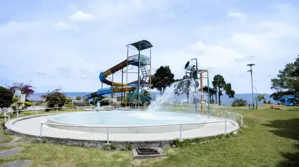 Bobocabin Patra Parapat, Toba