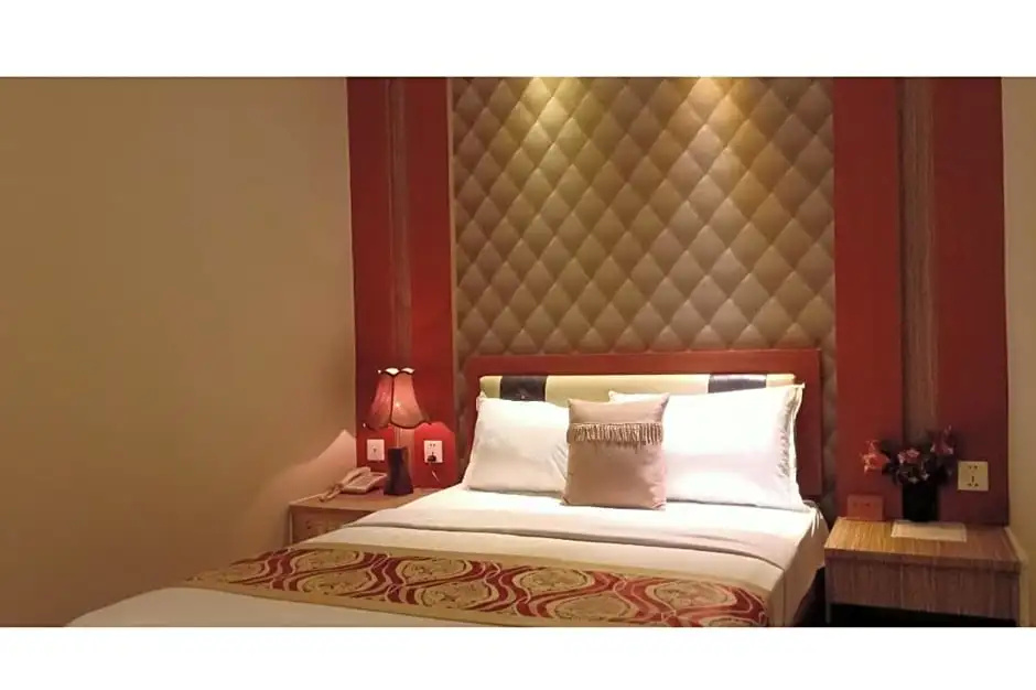 Superior Double room (full double bed)