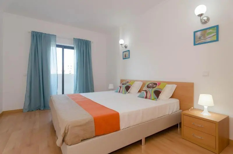Rocha Tower by Beach Rentals - Chambres