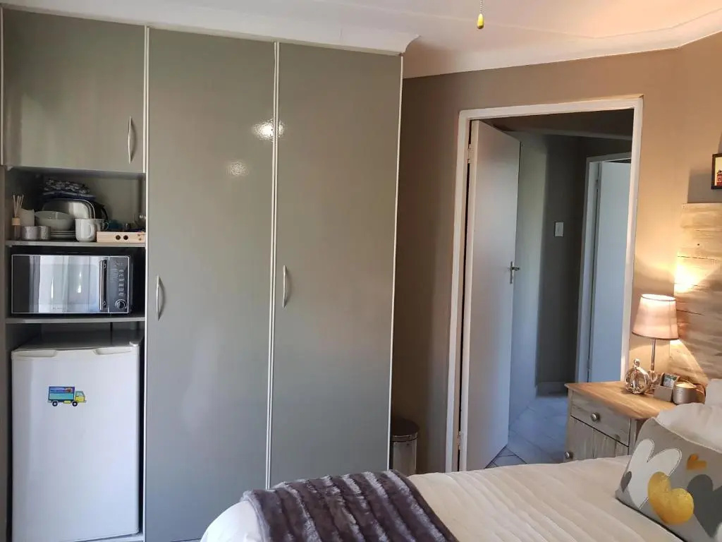 Standard Double room with garden view (twin beds)