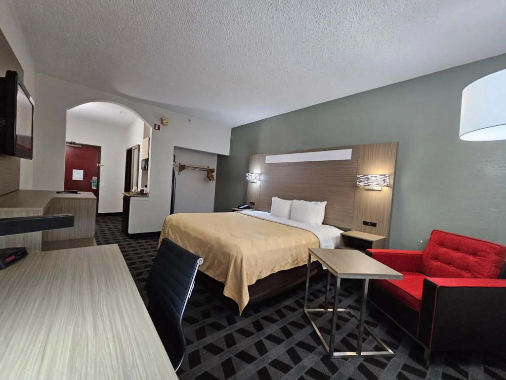Quality Inn & Suites Irving DFW Airport South — фото