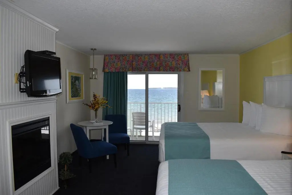 Standard Double room with balcony and with lake view (full double bed)