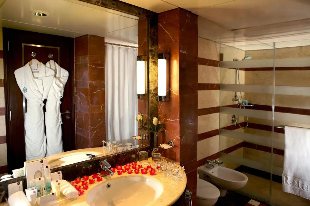 Raouche Arjaan by Rotana Hotel - Chambres