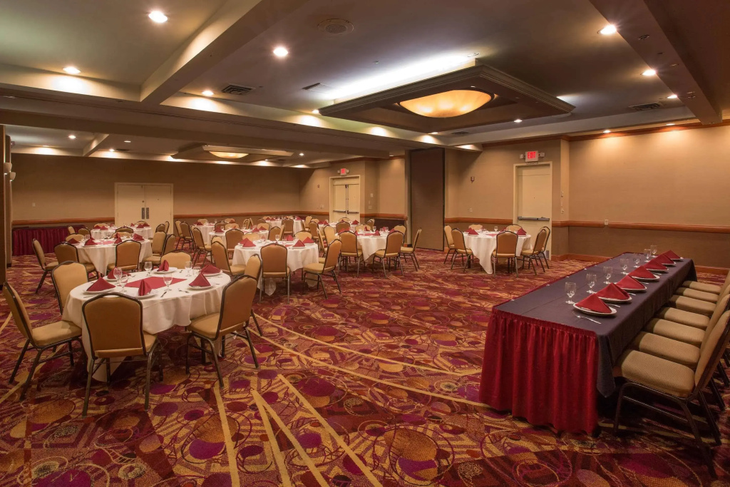 Red Lion Hotel & Conference Center - Seattle/Renton - фото 21