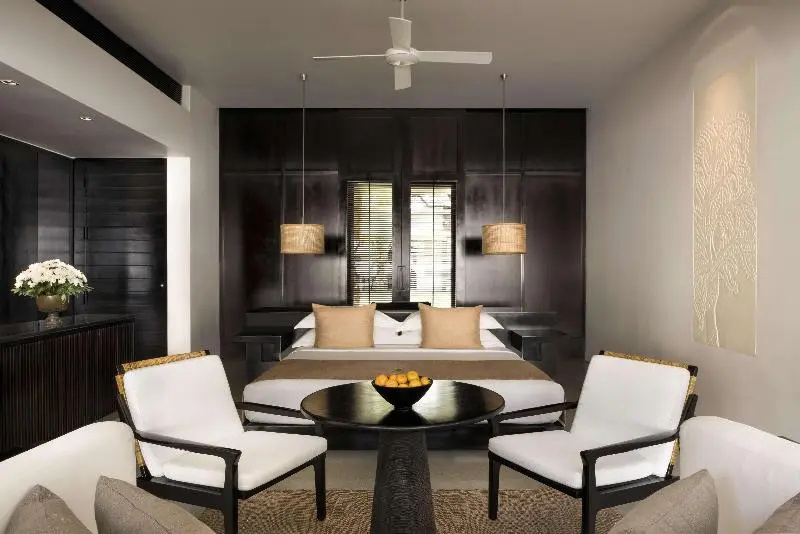 Standard Suite