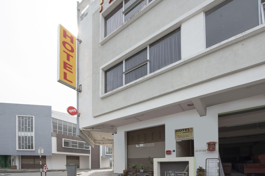 Hotel O Jasin