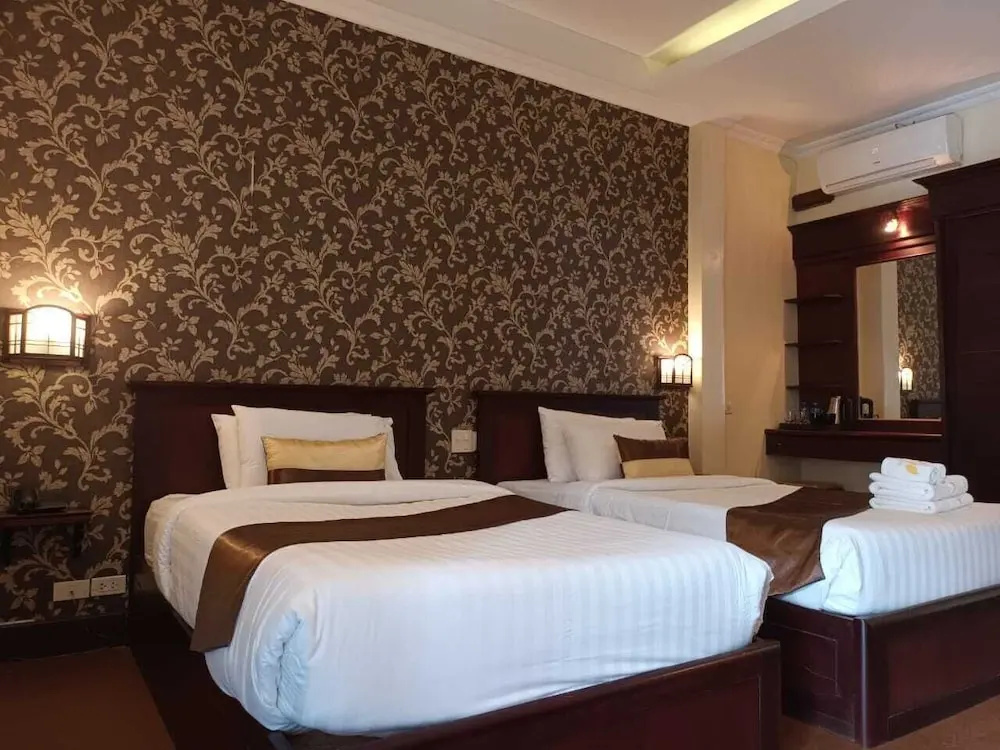Deluxe Double room (twin beds)
