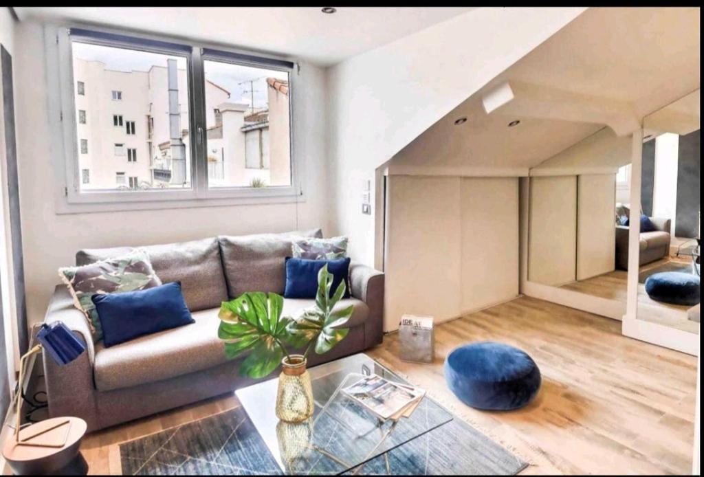 Appart design à côté du Palais