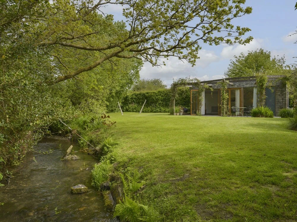 3 Newhall Green