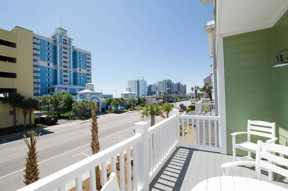South Beach Cottages 4 bedroom By Affordable Large Properties