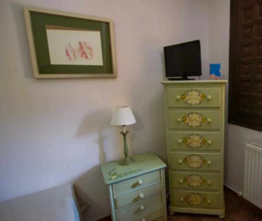 Economy room