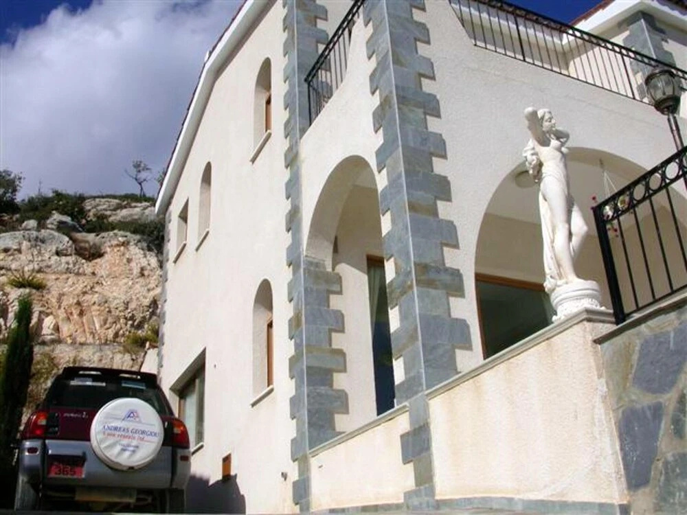Villa Grigorius Afxentiou Avenue