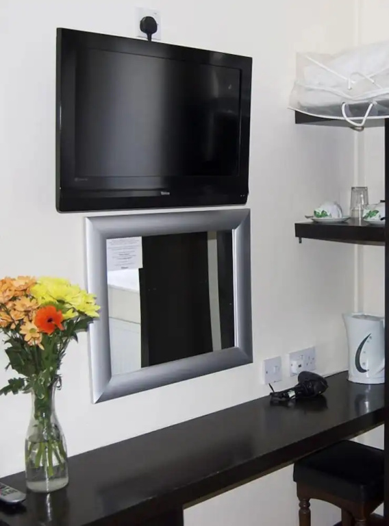 Superior Double room (full double bed)