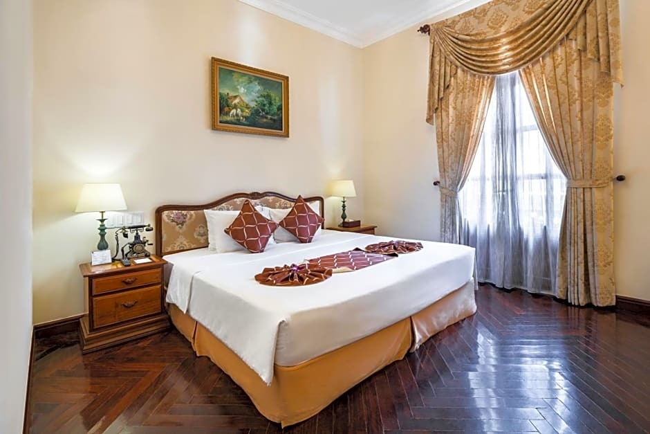 Grand Hotel Saigon