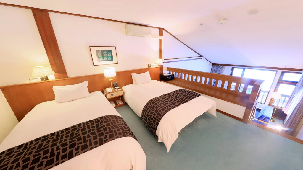 Standard Double Duplex room (twin beds)