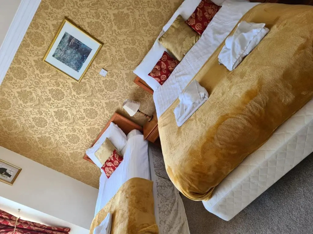 Farnley Tower Guesthouse - Chambres