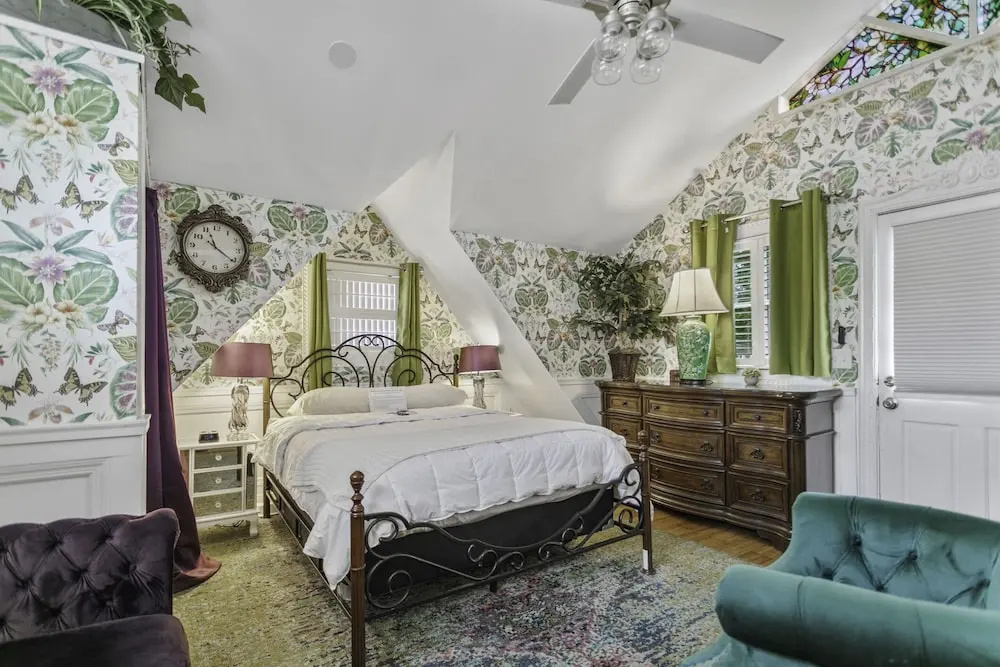 Luxury room