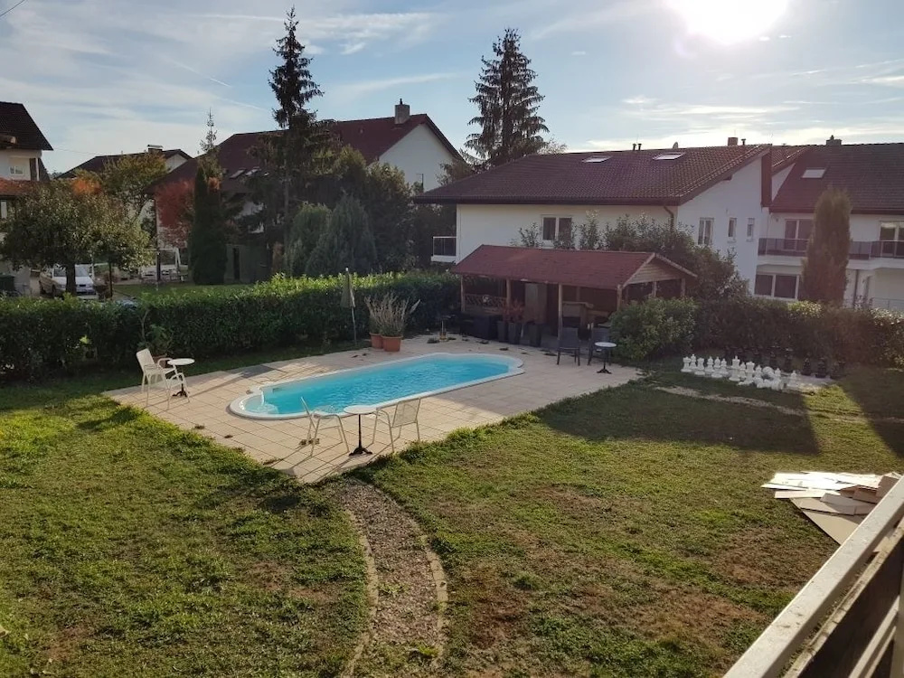 Balcony & Terrace