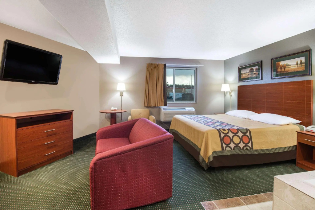 Superior Double Suite (full double bed)