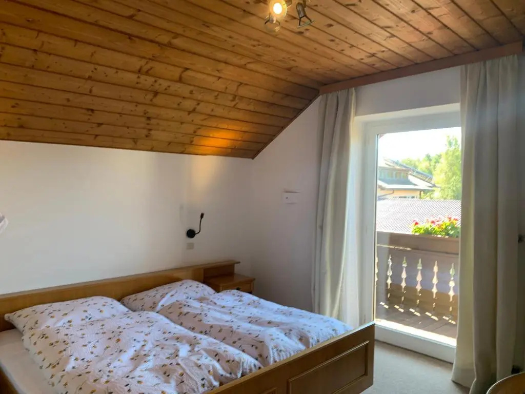 Standard Double room with balcony (full double bed)