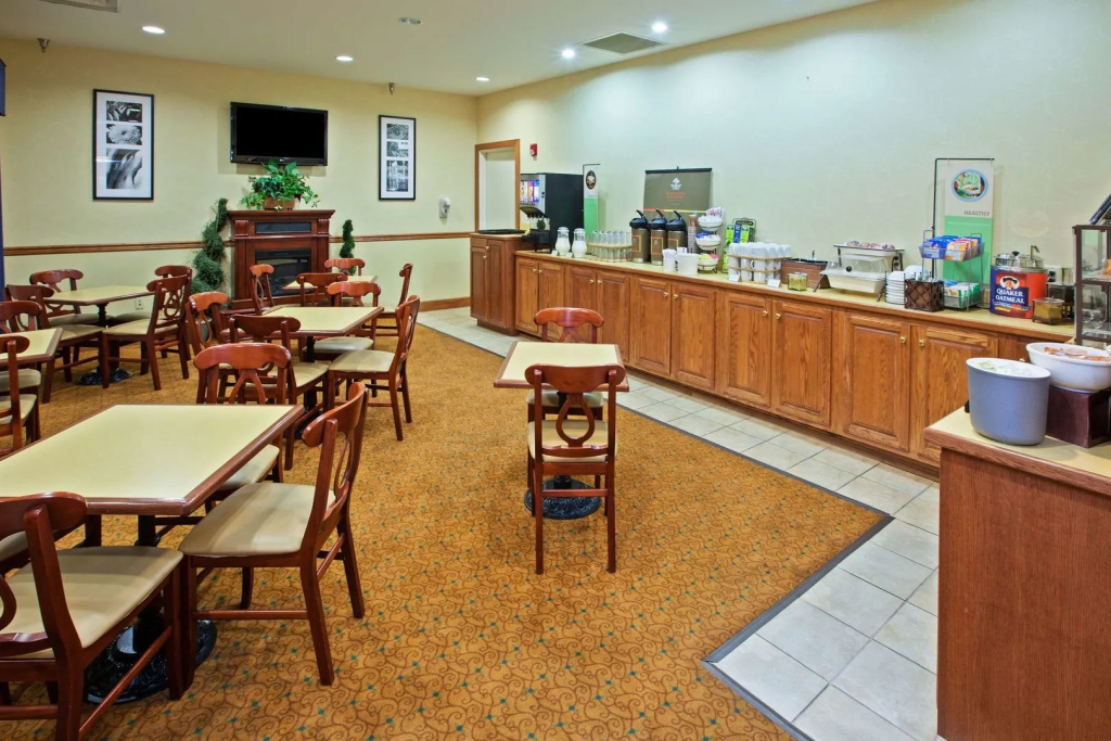 Food & Beverage
