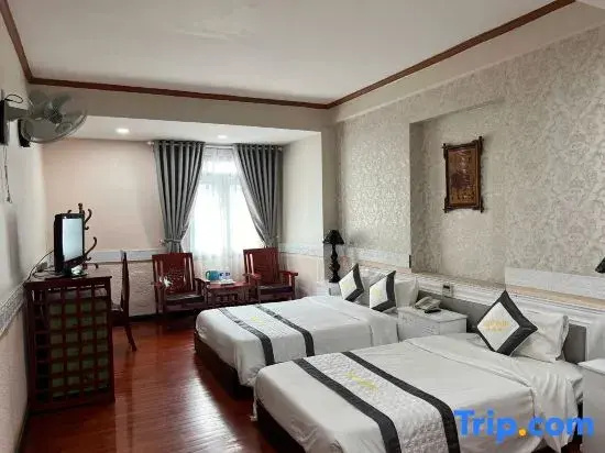 Superior Triple room
