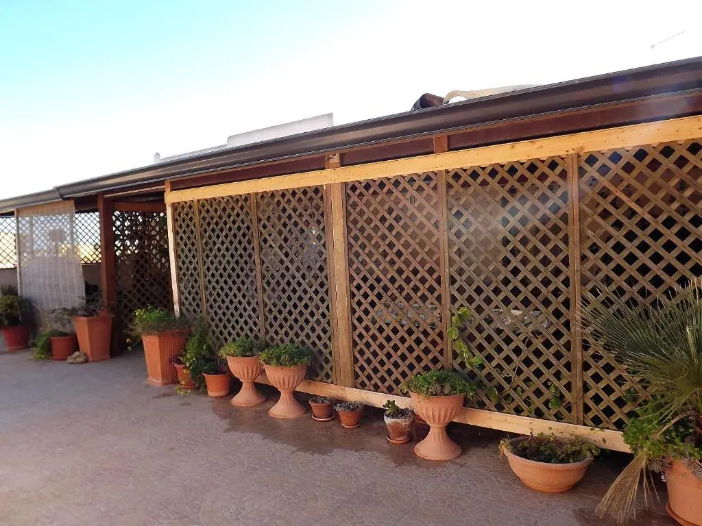 4 bedrooms villa with enclosed garden and wifi at Mazara del Vallo 1 km away from the beach