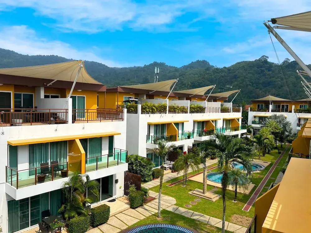 3BR Gym & Sauna 12 Mins to Patong V69