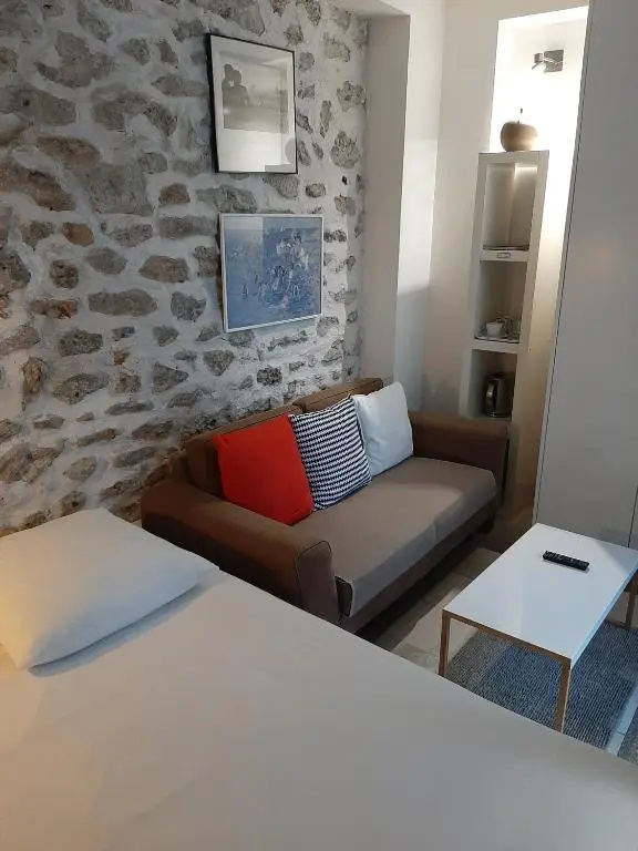 Standard Double Basement room (full double bed)