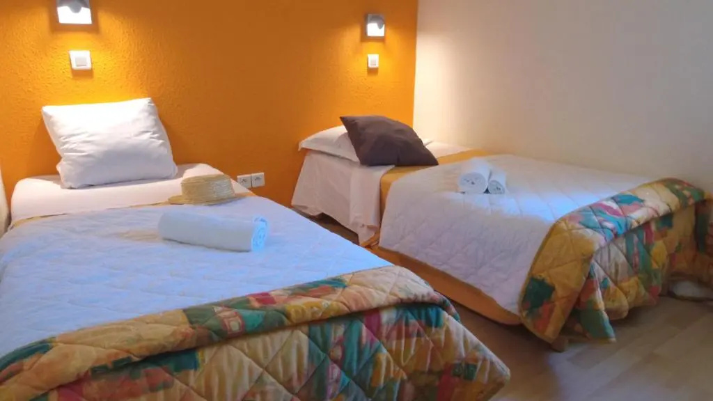 VVF Sud Aveyron, Brusque - Chambres