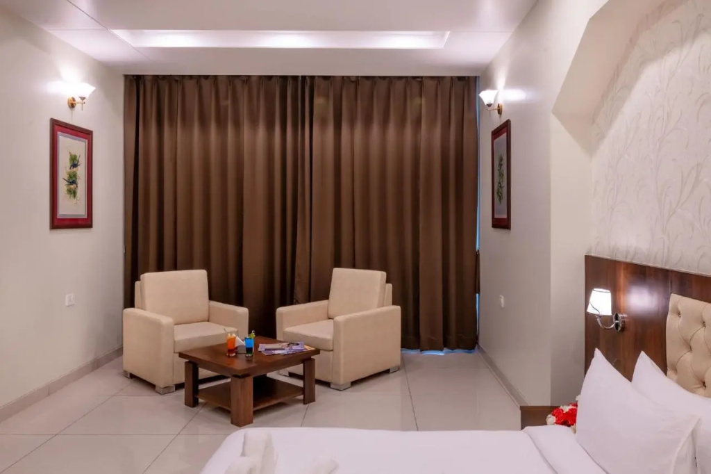 Savitri Resorts - Général