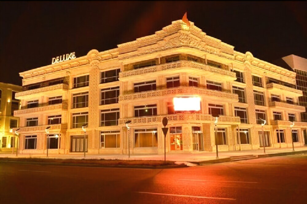 Курортный отель Deluxe Hotel and Spa в Баку