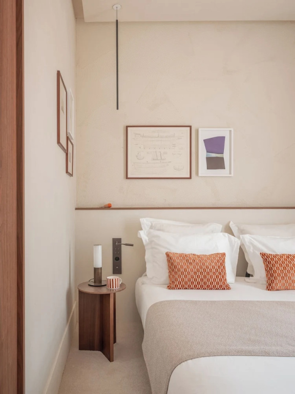 Superior Double room with harbour view (full double bed)