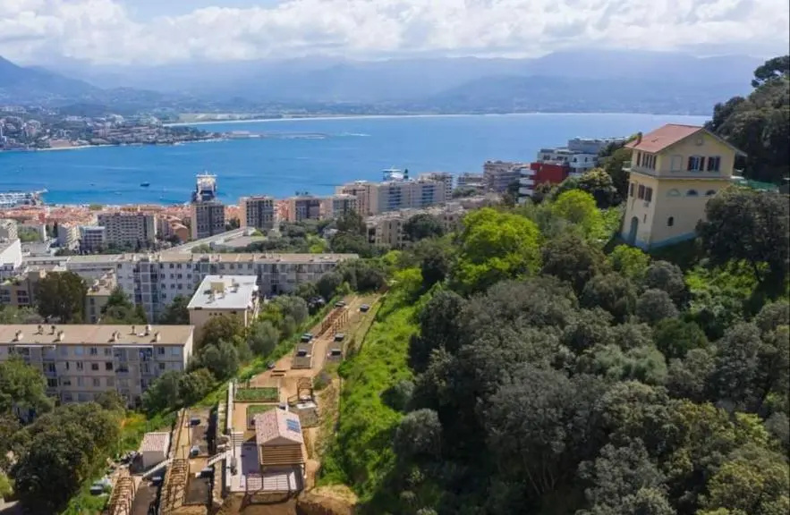 Afficher la photo 6 — VILLA BELVEDERE D'AJACCIO, VILLA ENTIERE VUE MER POUR 2 à 10 VOYAGEURS