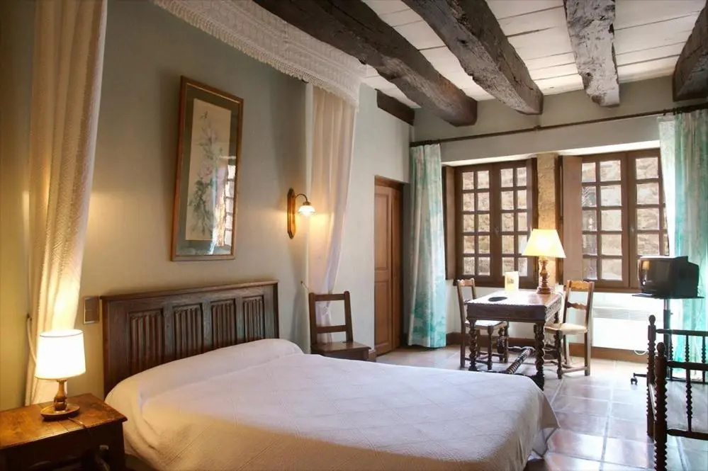 Hostellerie de Pérouges - Chambres